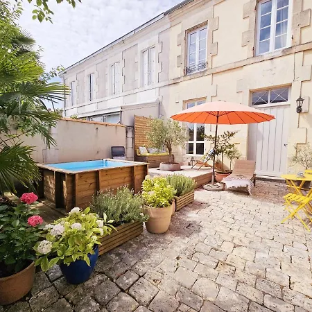 Sublime Maison Charentaise Lägenhet Jarnac